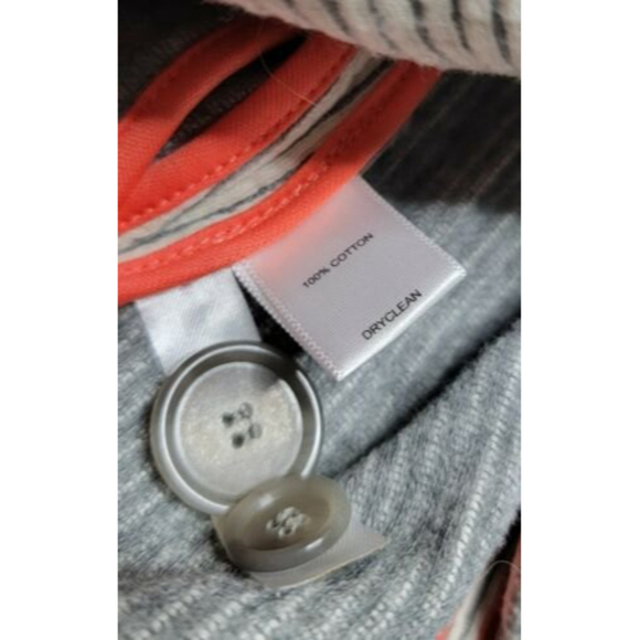 ✨️CL AnnTaylor Loft Cotton Gray Cream Pinstripe Fabric Two Button Blazer Size XS - Picture 11 of 12